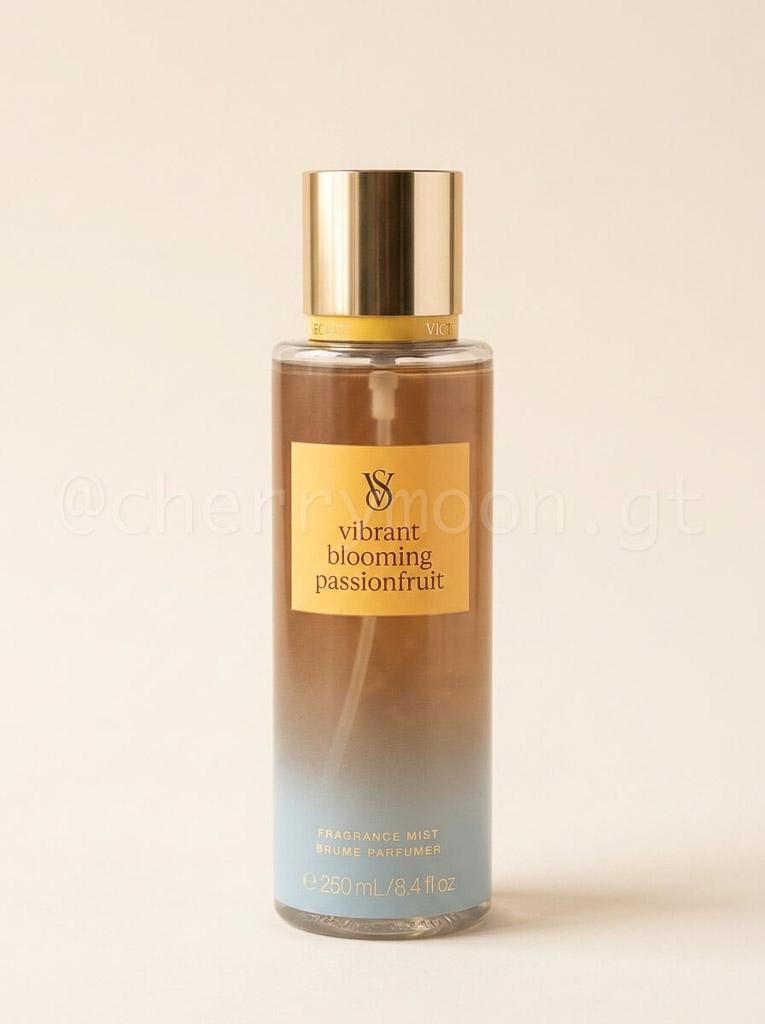 Vibrant Blooming Passionfruit Body Mist 250 ml de Victoria's Secret